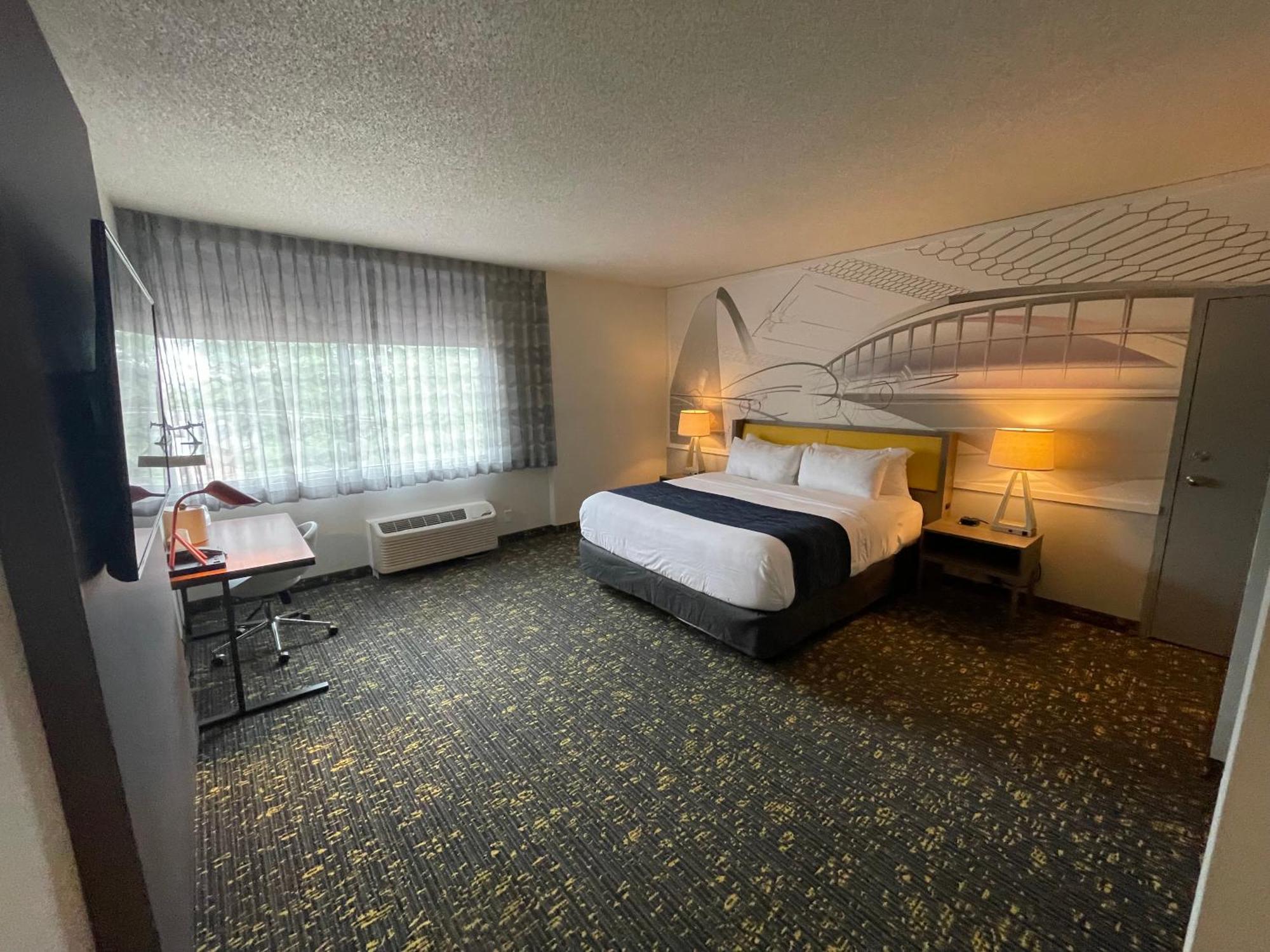 Saint Louis Airport Hotel Woodson Terrace Bagian luar foto