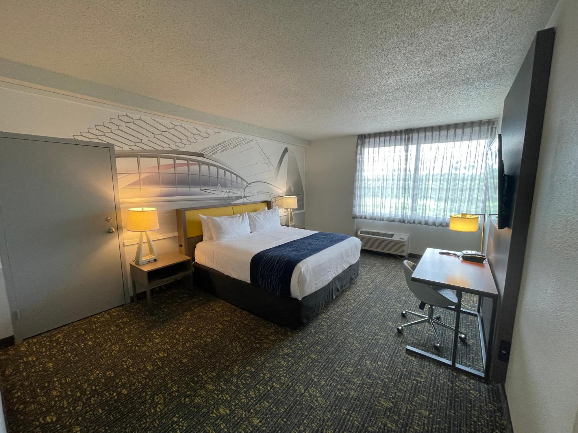 Saint Louis Airport Hotel Woodson Terrace Bagian luar foto