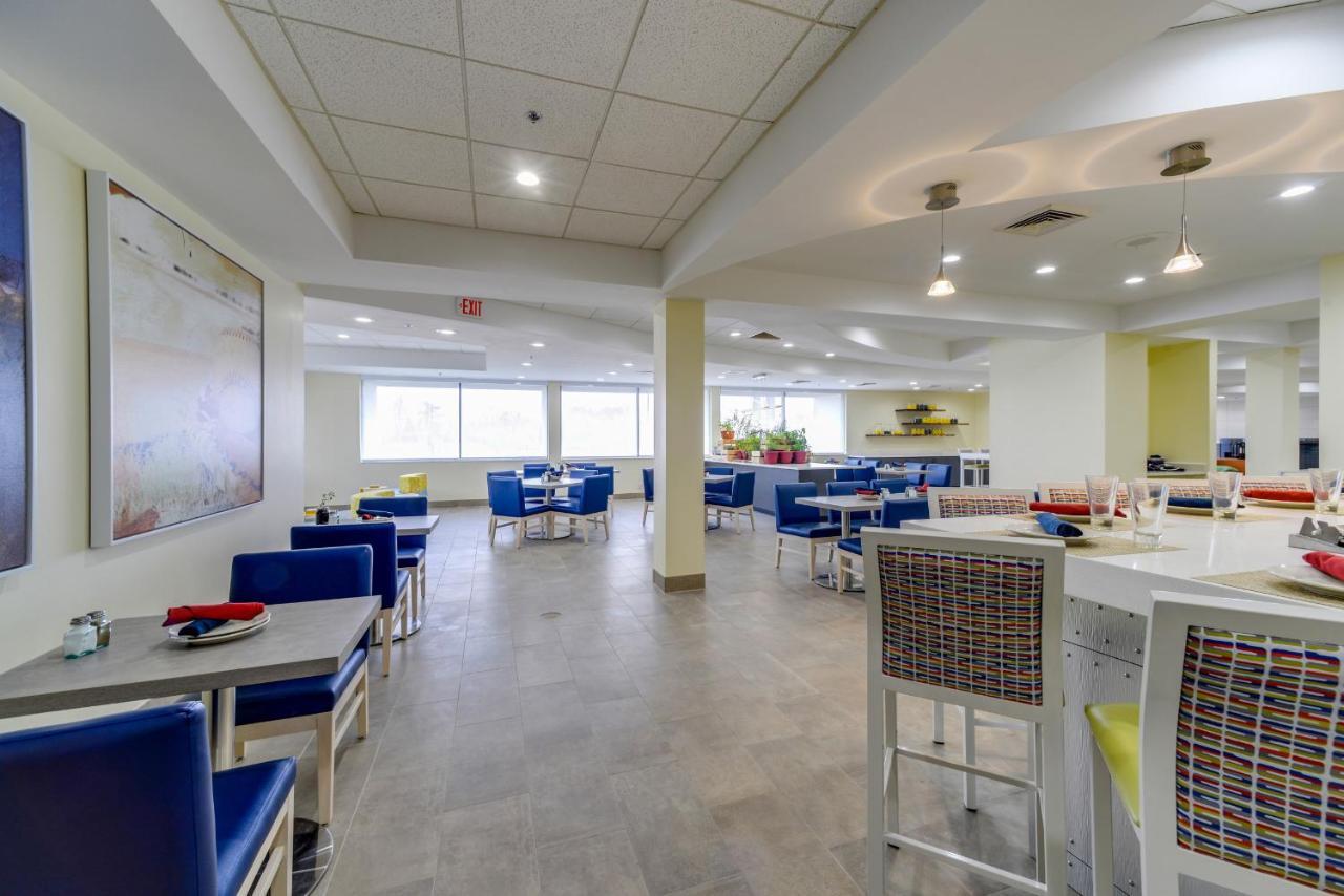 Saint Louis Airport Hotel Woodson Terrace Bagian luar foto