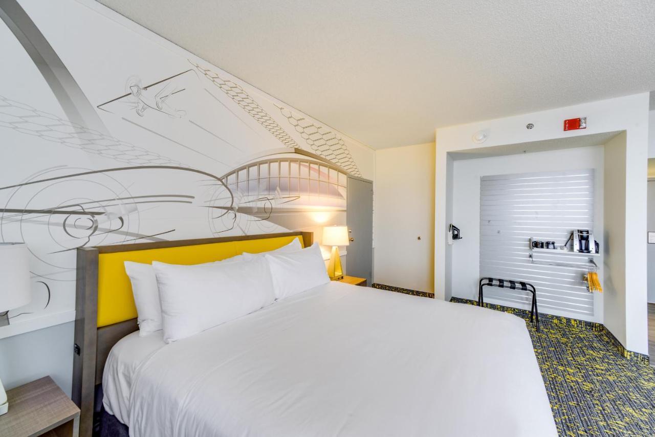 Saint Louis Airport Hotel Woodson Terrace Bagian luar foto
