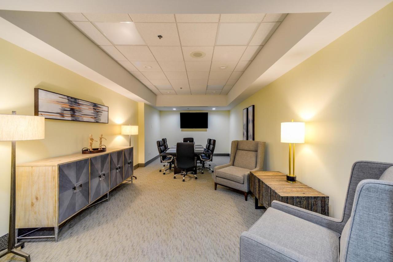 Saint Louis Airport Hotel Woodson Terrace Bagian luar foto